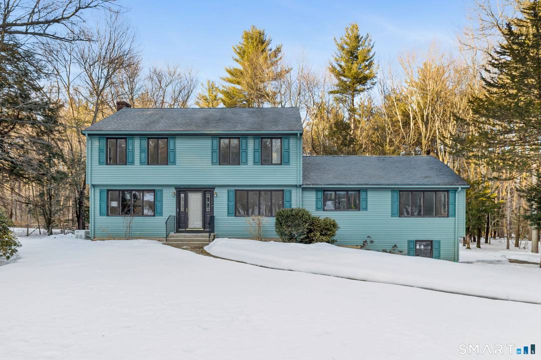 BRAND NEW HIGH EFFICIENCY HVAC SYSTEM JUST INSTALLED !