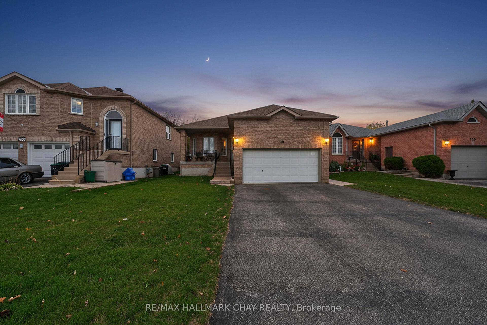 Beautifully Updated 3 Bedroom Bungalow.