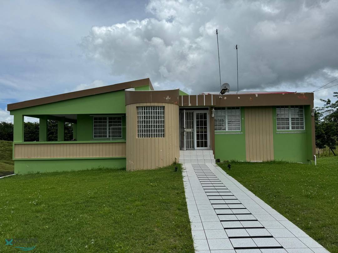 PROPIEDAD DE INVERSIÓN EN QUEBRADA, CAMUY House Camuy