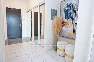 Gorgeous Open Concept Corner Unit.