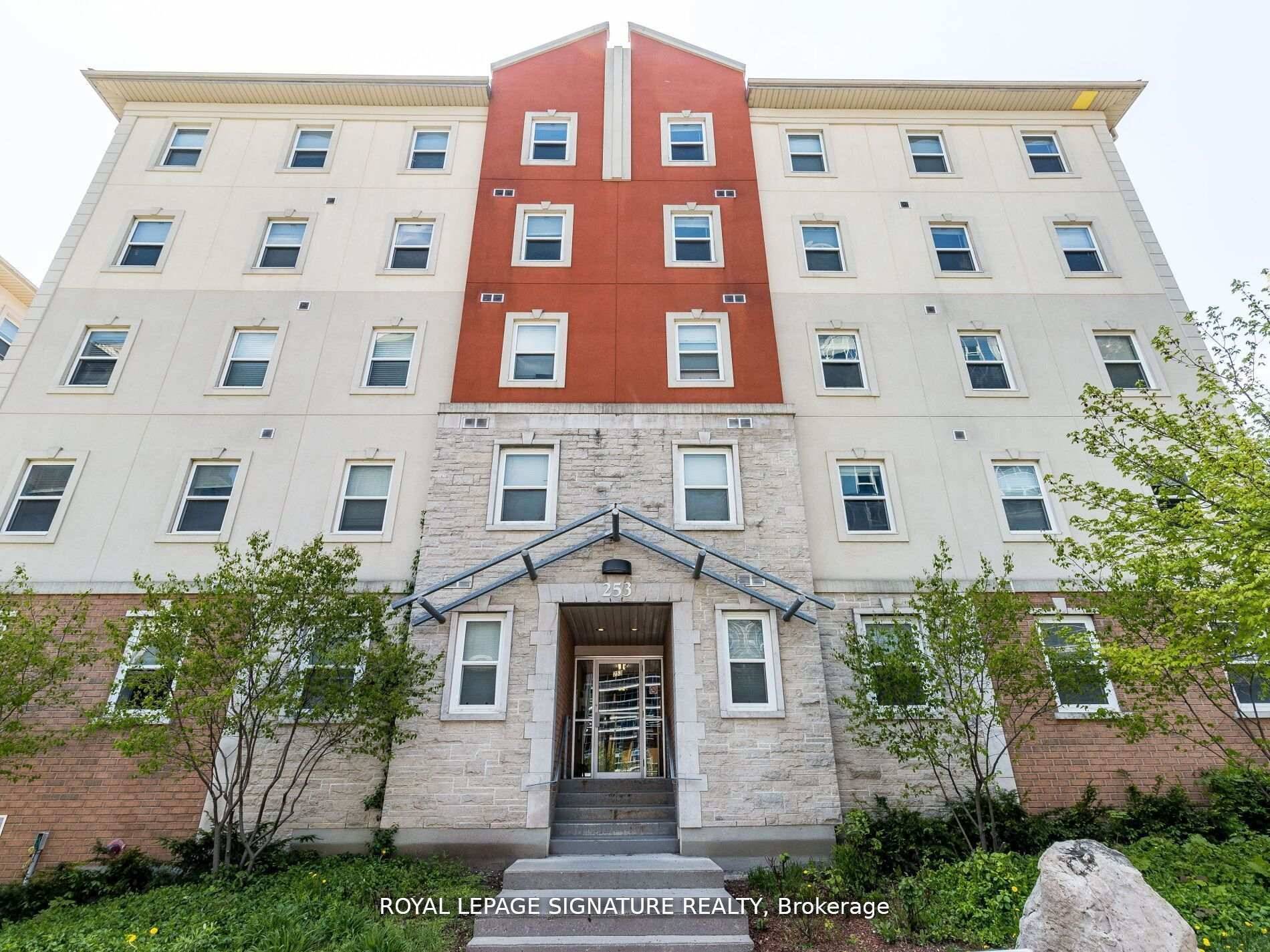 1158 SF, Turn Key Investment, 5 Bedroom 2 Bath, Spacious Living, Dining amp ; Kitchen, Fully Furnished, Each Room Has Large Windows.