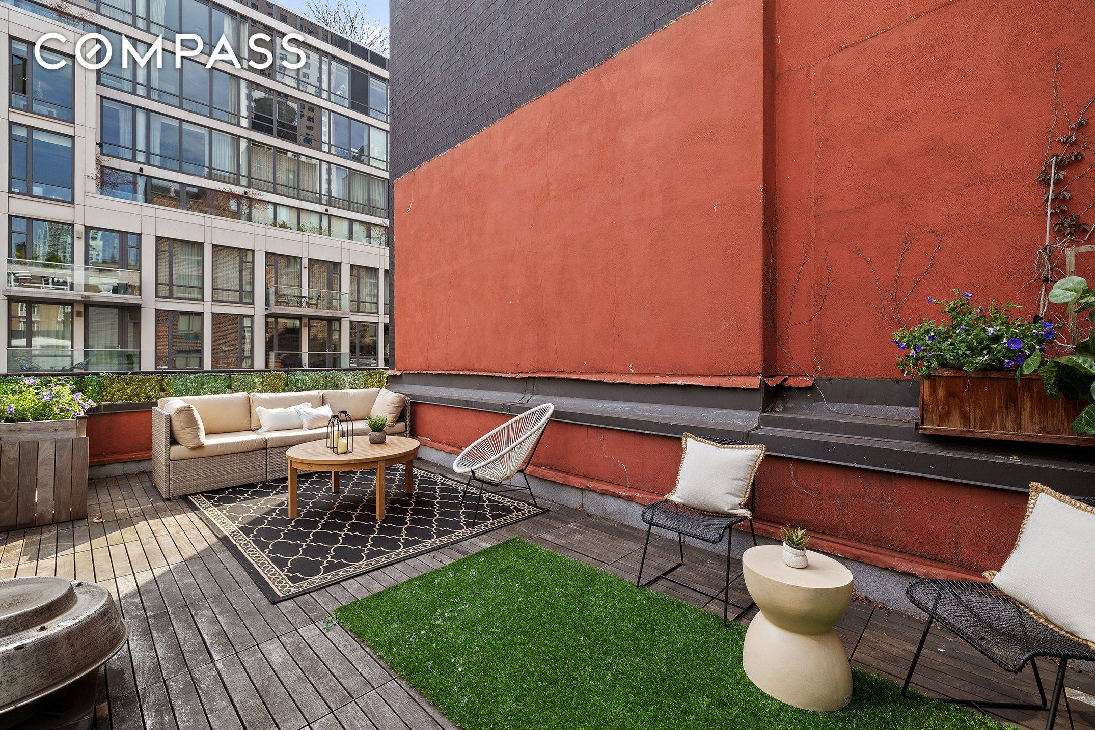 Welcome to your sophisticated urban retreat located in the heart of Chelsea.