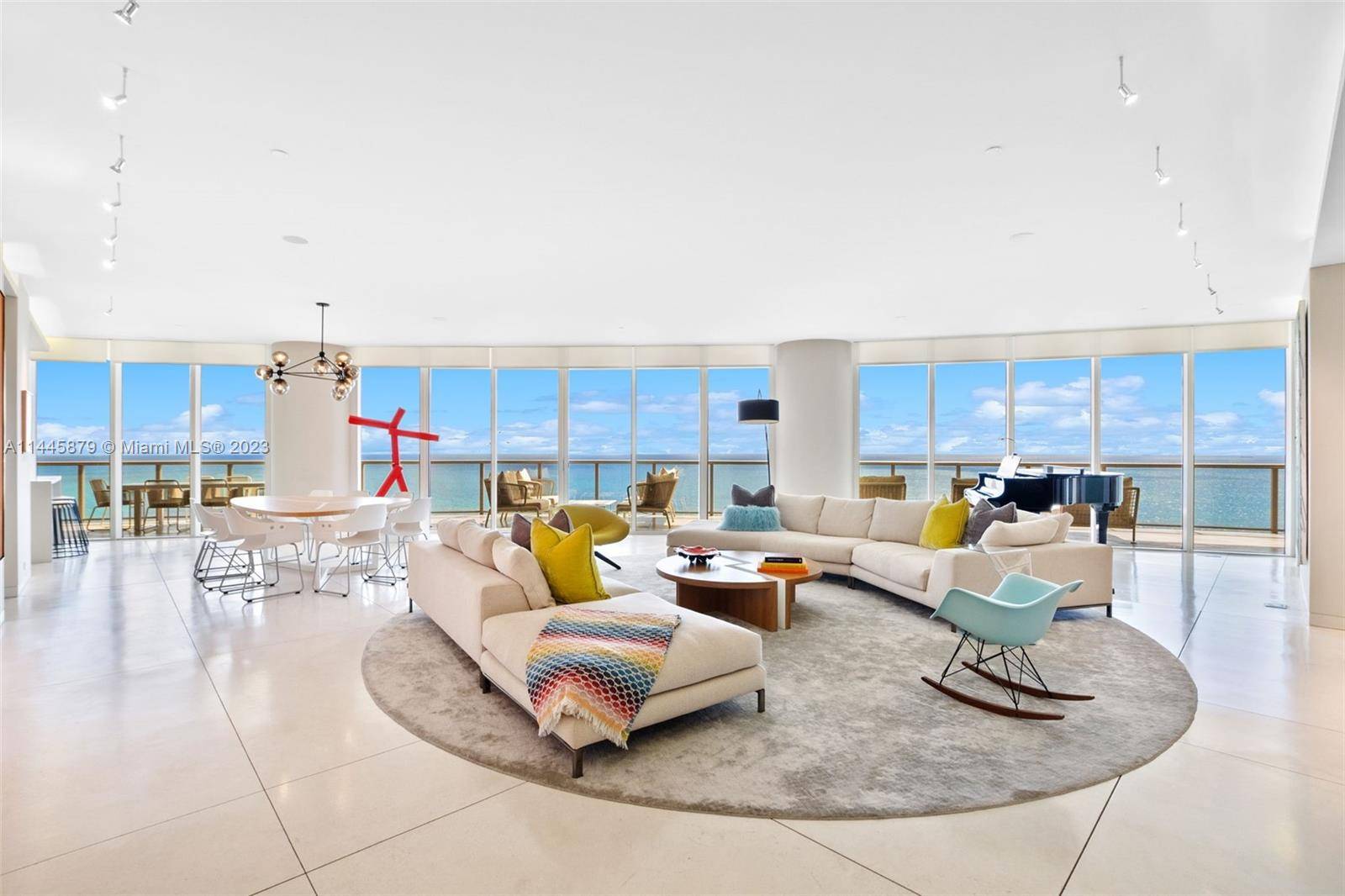 Incredible 180 ocean views from this 3 bedroom 3.