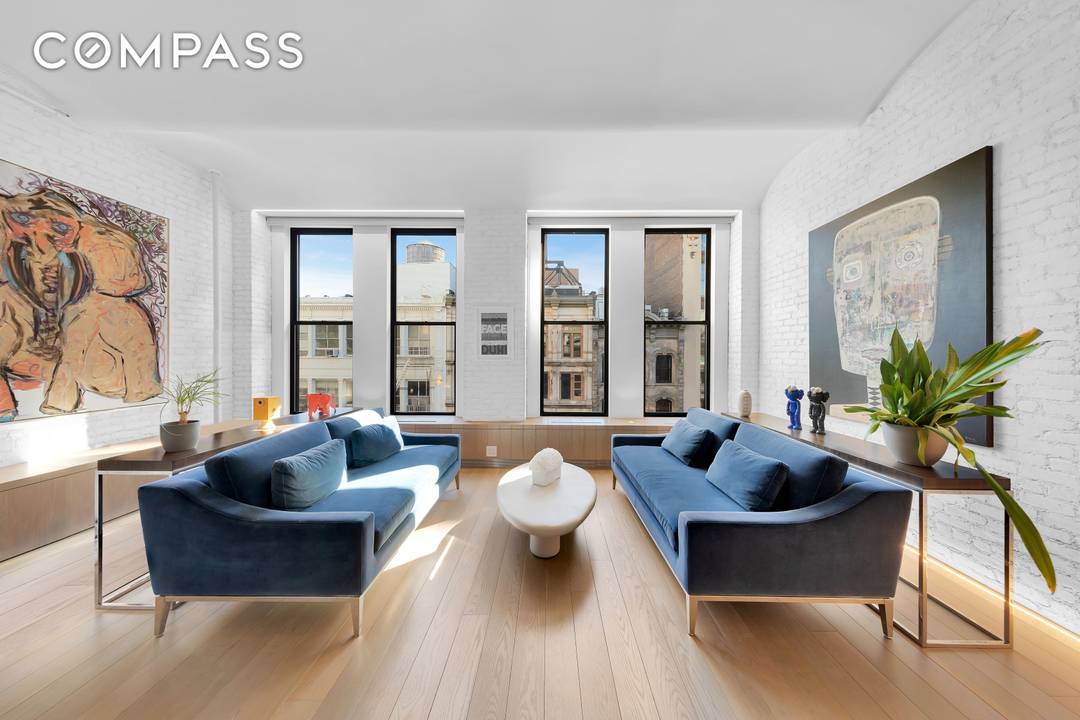 Discover an exceptional opportunity to own a piece of SoHo s architectural legacy at the iconic 543 Broadway, where historic elegance meets modern luxury in this extraordinary full floor loft.