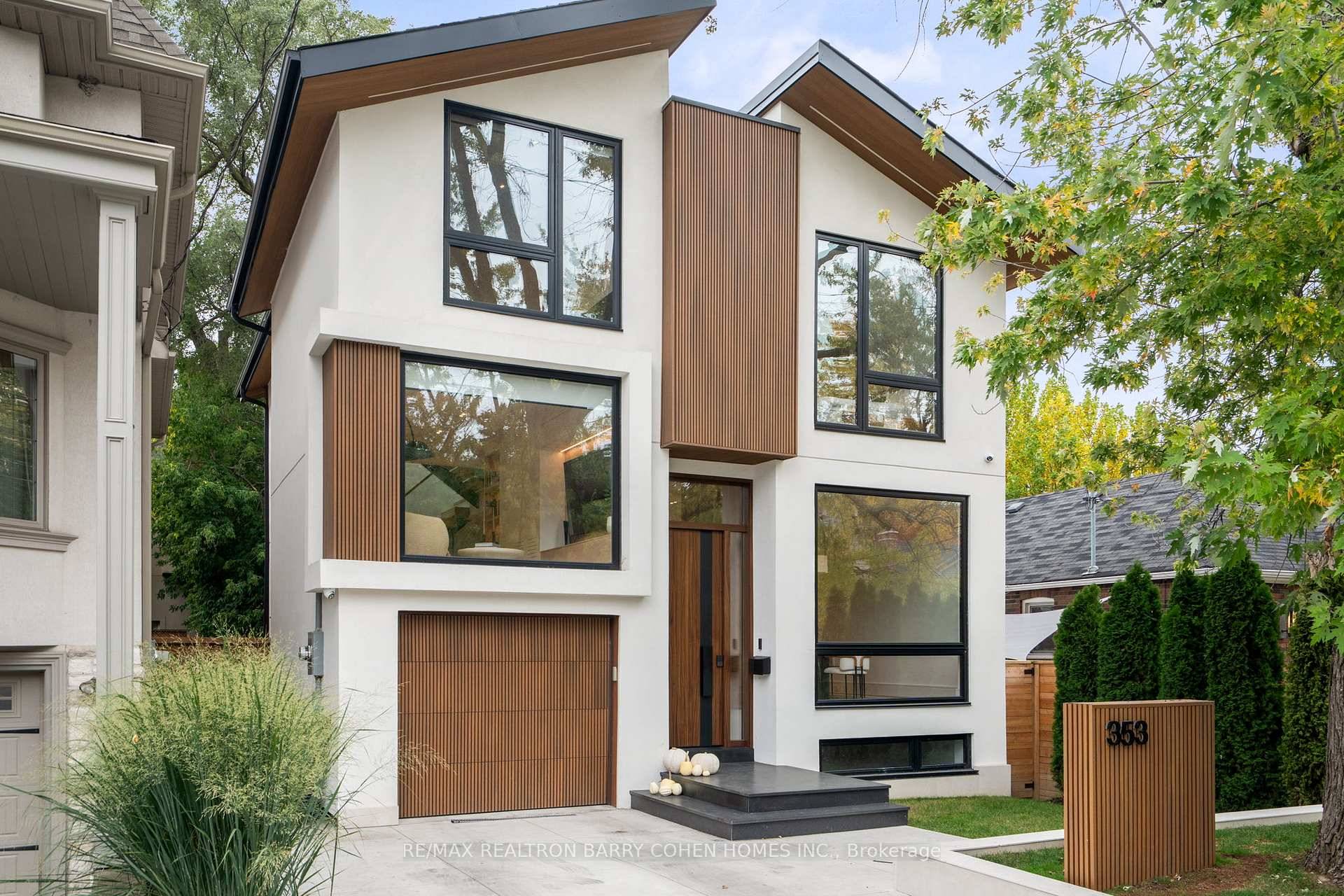 An Architectural Standout In Midtown Toronto.