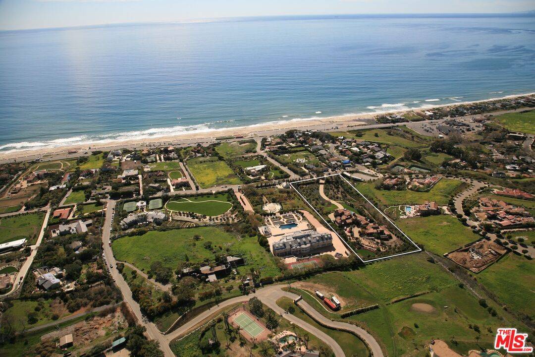 30601 Morning View Dr Malibu LA