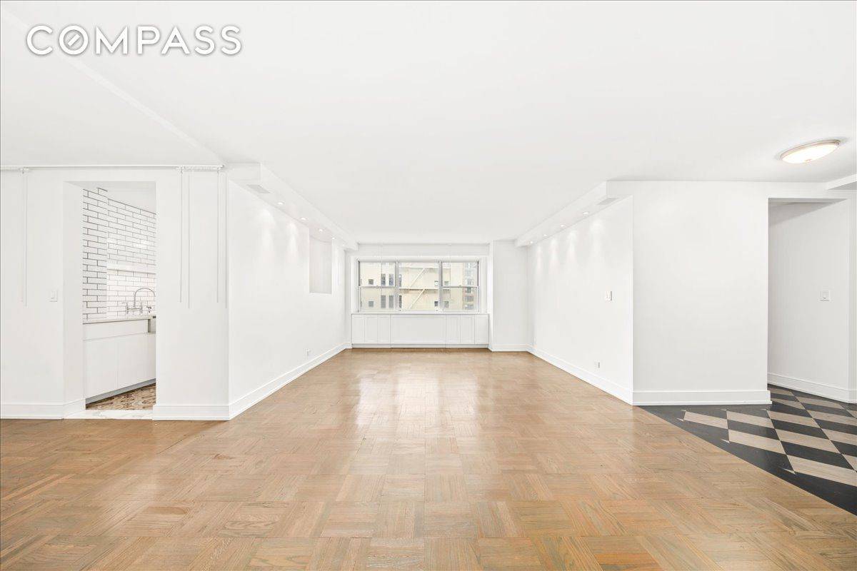 Introducing Residence 10G Step into this expansive and unique 1, 100 sqft residence boasting a 1 bedroom, a home office, and 1.