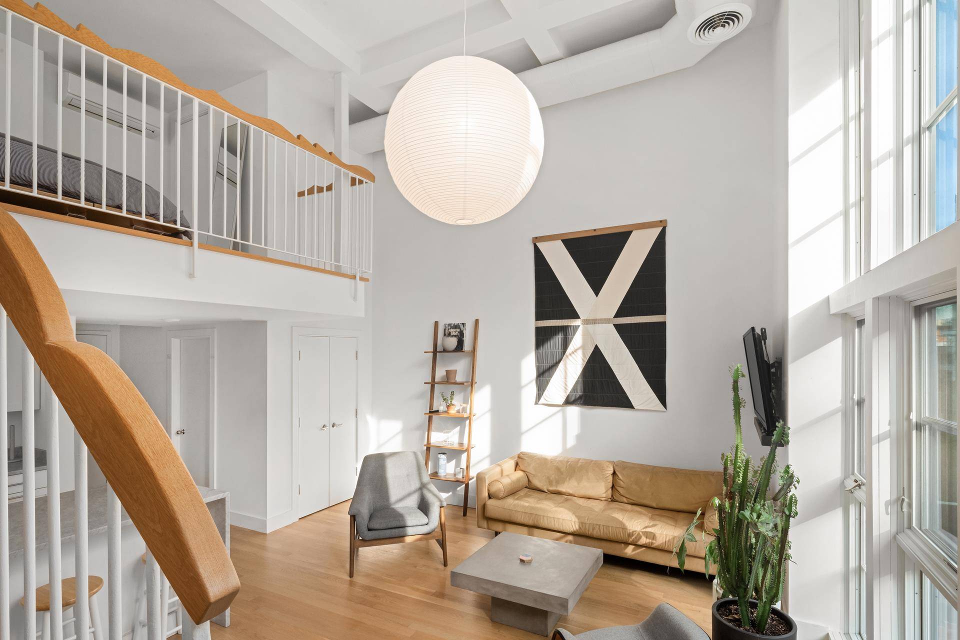 Welcome home ! 340 Dean Street Residence THREE, is a beautiful boutique condominium ideally located in the heart of Boerum Hill that effortlessly combines the expansive feel of a classic ...