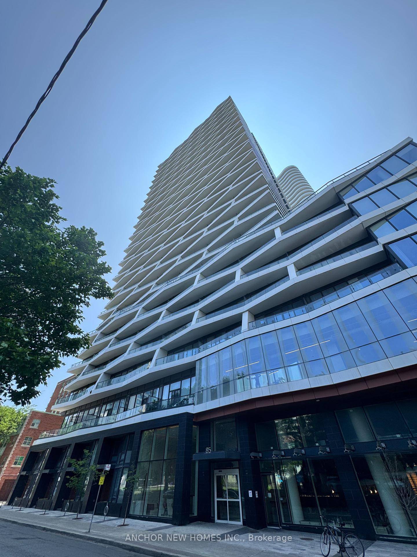 Luxury 1 Bedroom 1 Den South View Unit At Axis Condo.