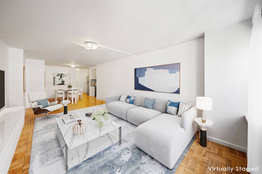 155 East 38th Street, 6 B has been recently renovated and awaiting your arrival.