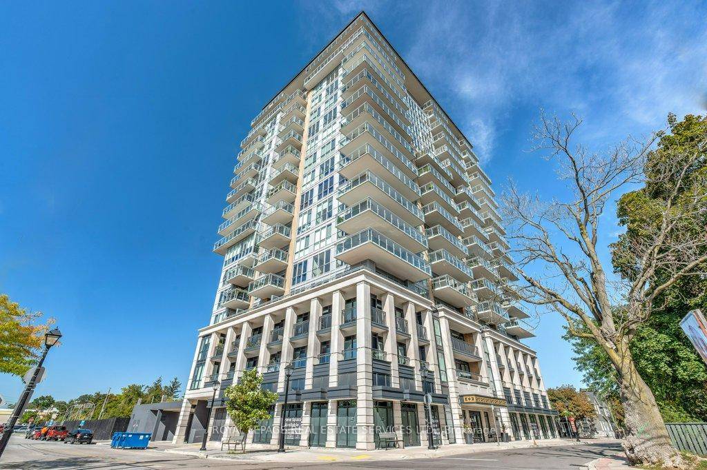 Welcome to 1208 an exceptionally well presented condo at The Berkeley, a highly desirable development in a quiet spot, just around the corner from everything that thriving downtown Burlington has ...