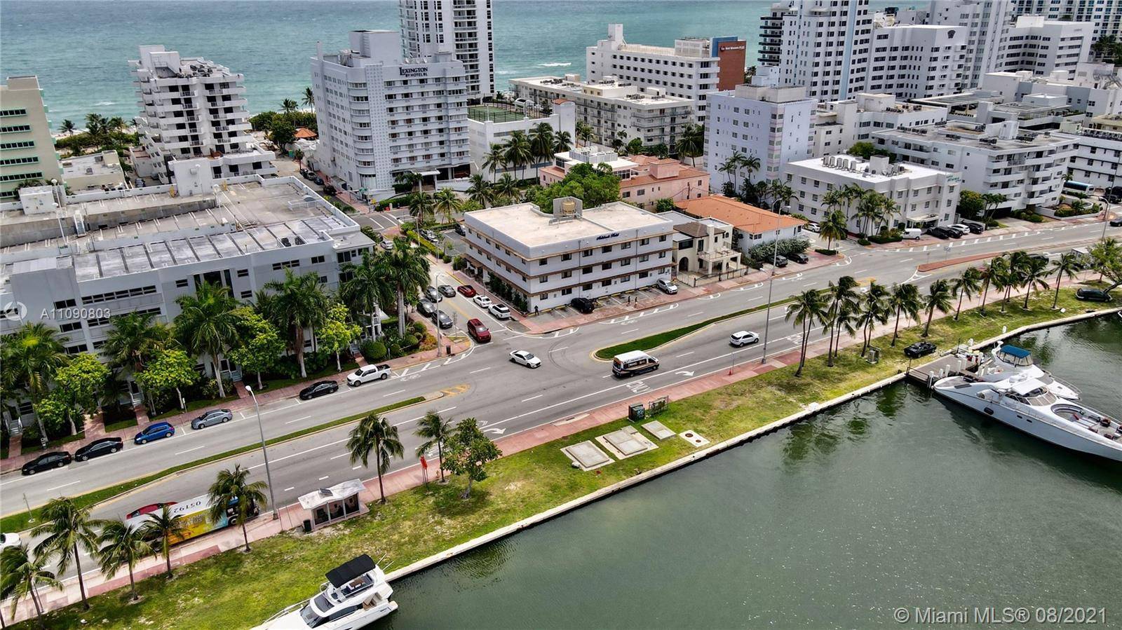Boutique Hotel centrally located between Collins Ave Indian Creek Rd.