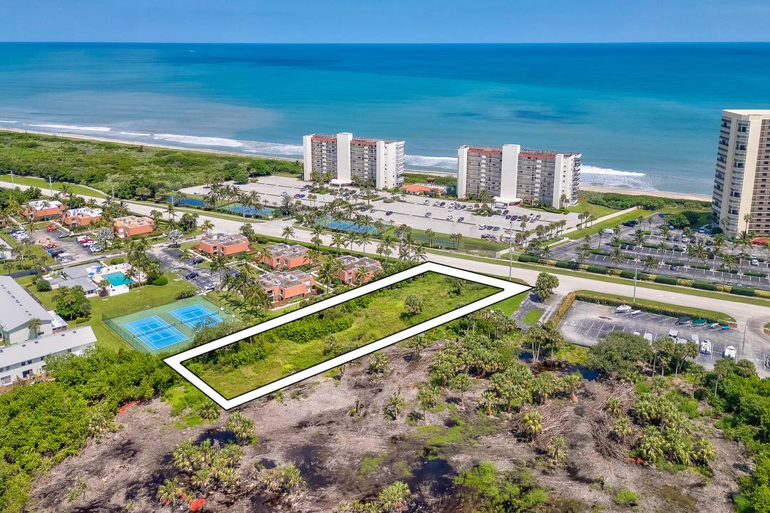 Exceptional development opportunity on Hutchinson Island !