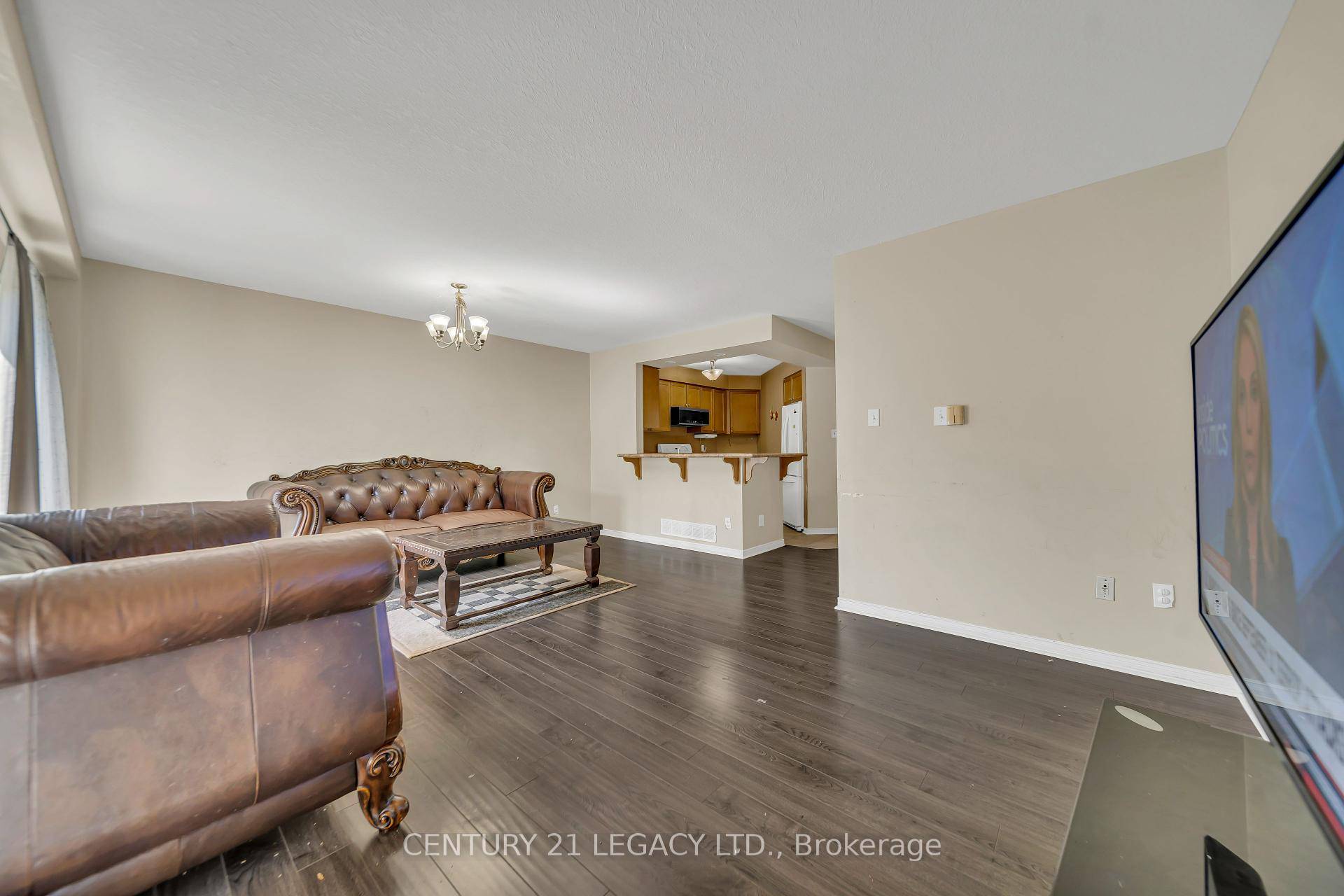 Enjoy this home located in the heart of Kitchener.