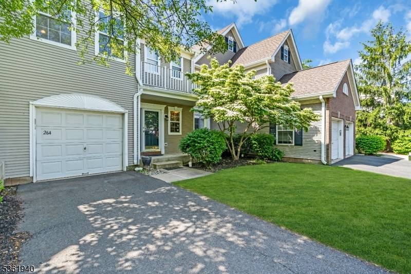 Welcome to this highly sought after townhome nestled on a quiet street in the Stratton Meadows community in desirable Bridgewater.
