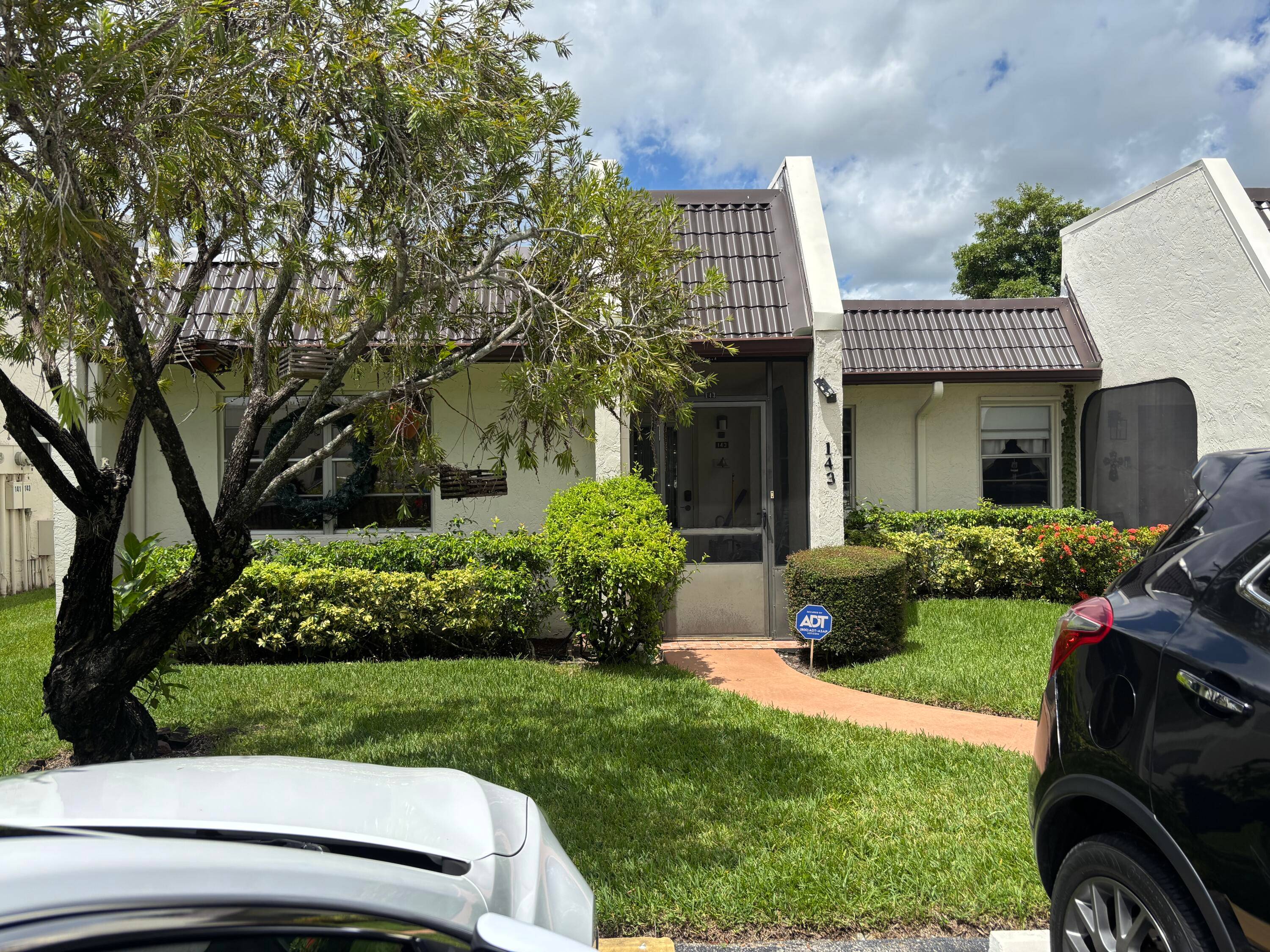 143 Lake Susan Drive Villa Palm Beach