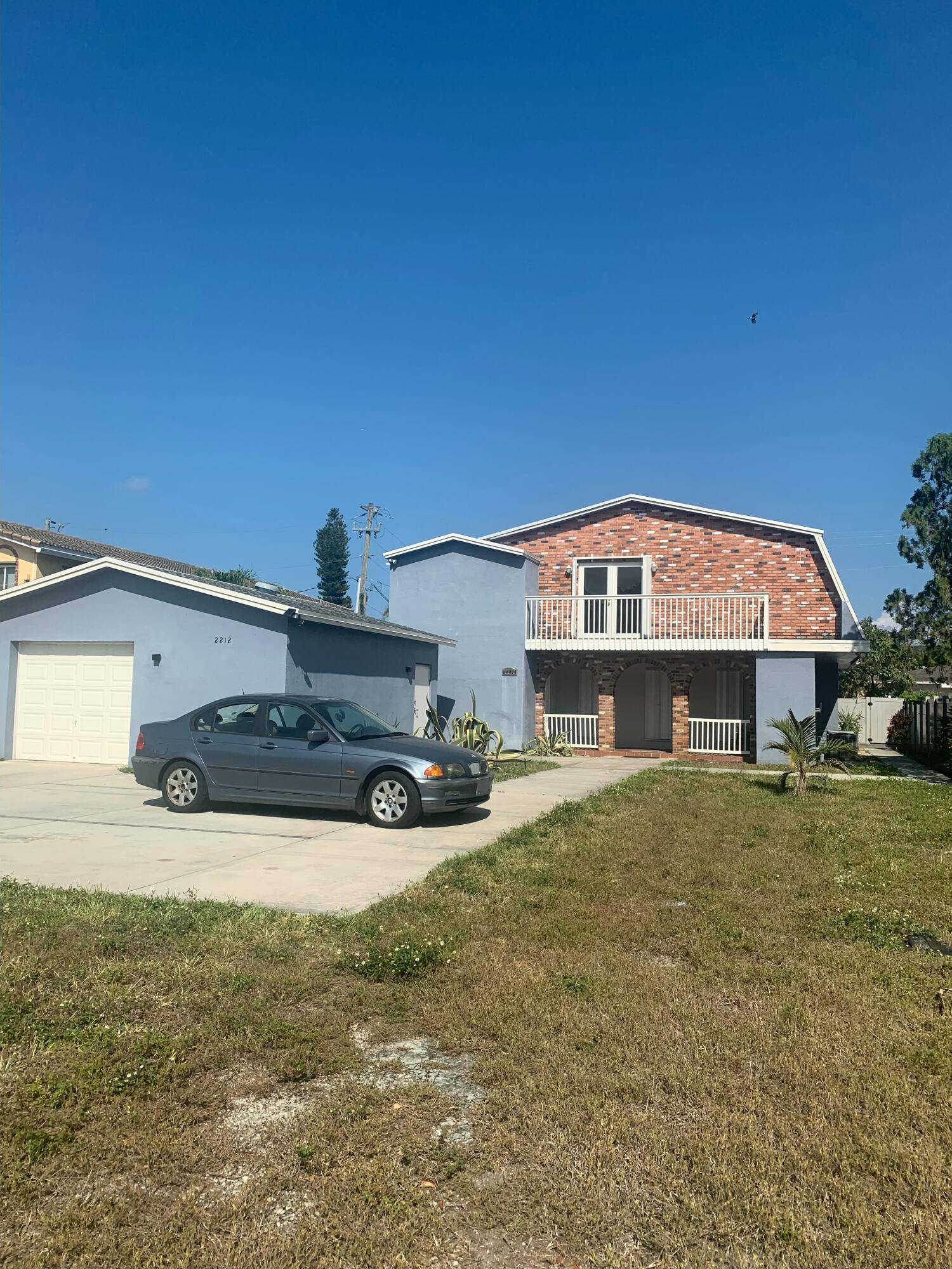 Discover the perfect blend of comfort and opportunity with this 3 bedroom, 3 bathroom home Brimming with potential as an Investment property.