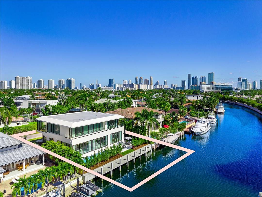 NEW BUILD ORGANIC MODERN WATERFRONT ESTATE IN THE HEART OF EASTERN SHORES !