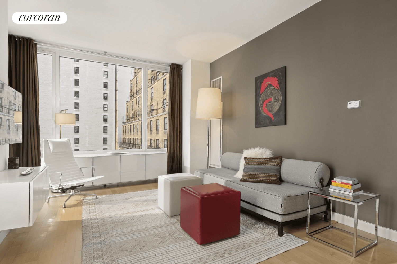 Apt. 906 at The Platinum Condominium is a stunning, over sized corner 1 Bedroom 1.