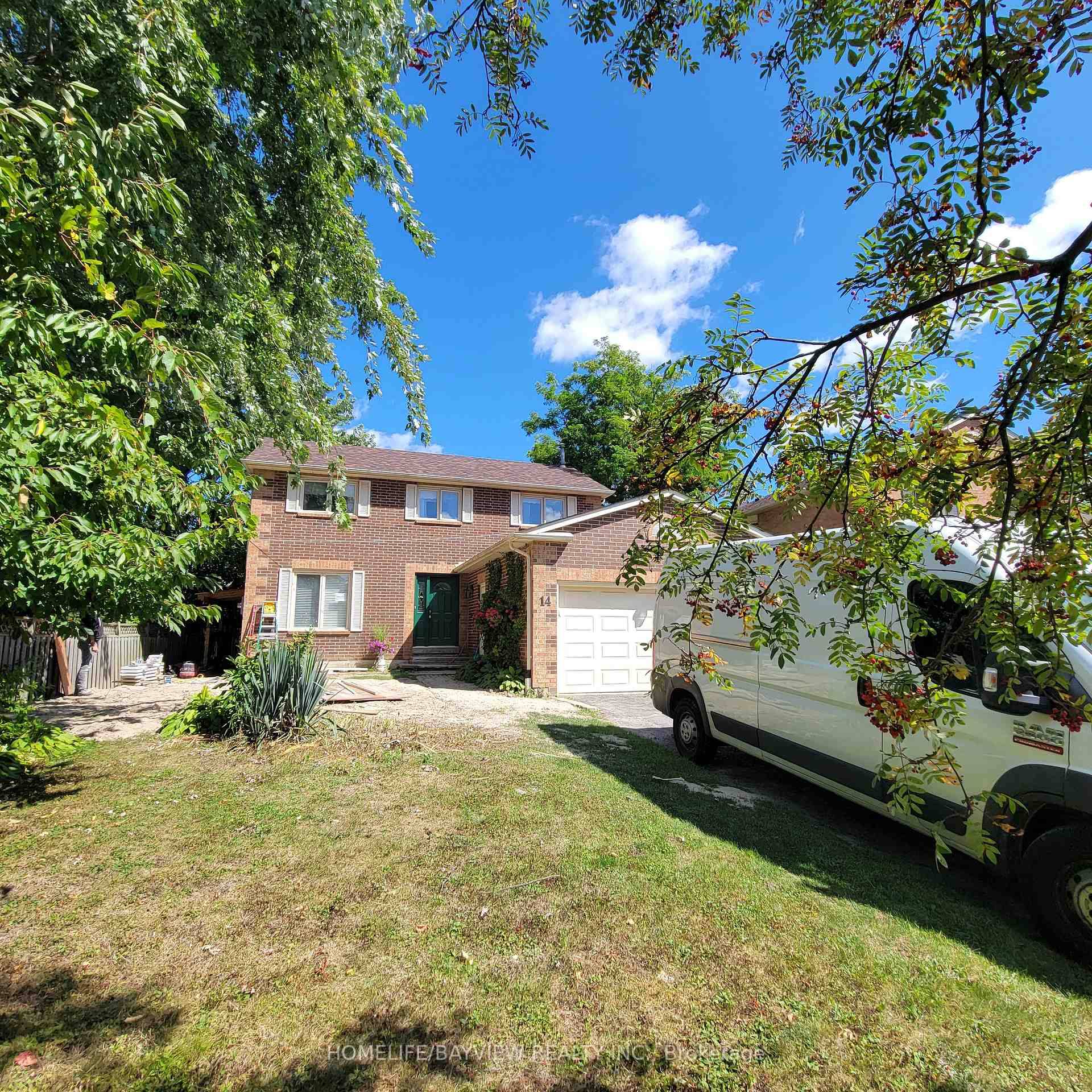 Immaculate Gorgeously Renovated Basement Apartment In High Demand Prestigious Glenway Estates, 1 Parking Space, Walking Distance To Yonge St amp ; Millard Ave, Park, Starbucks, Shopping Plaza, Upper Canada Mall, ...