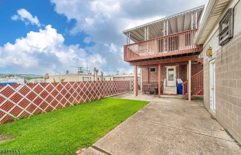 This beautifully updated 4 bedroom, 3 full bath Colonial in Totowa has so much to offer !