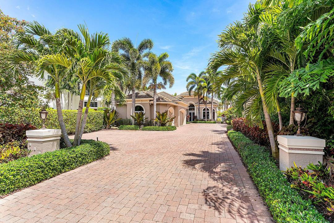 Experience unparalleled waterfront living in this stunning Jupiter estate on the Intracoastal with direct ocean access for boats with no fixed bridges.