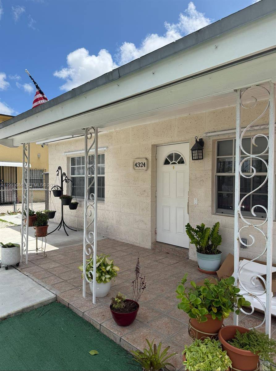Turnkey income producing duplex with flex space on a quiet cul de sac in one of Miami's most sought after rental corridors.