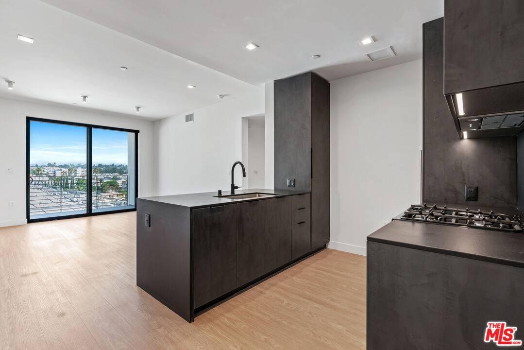 3688 Overland Ave 2BR La