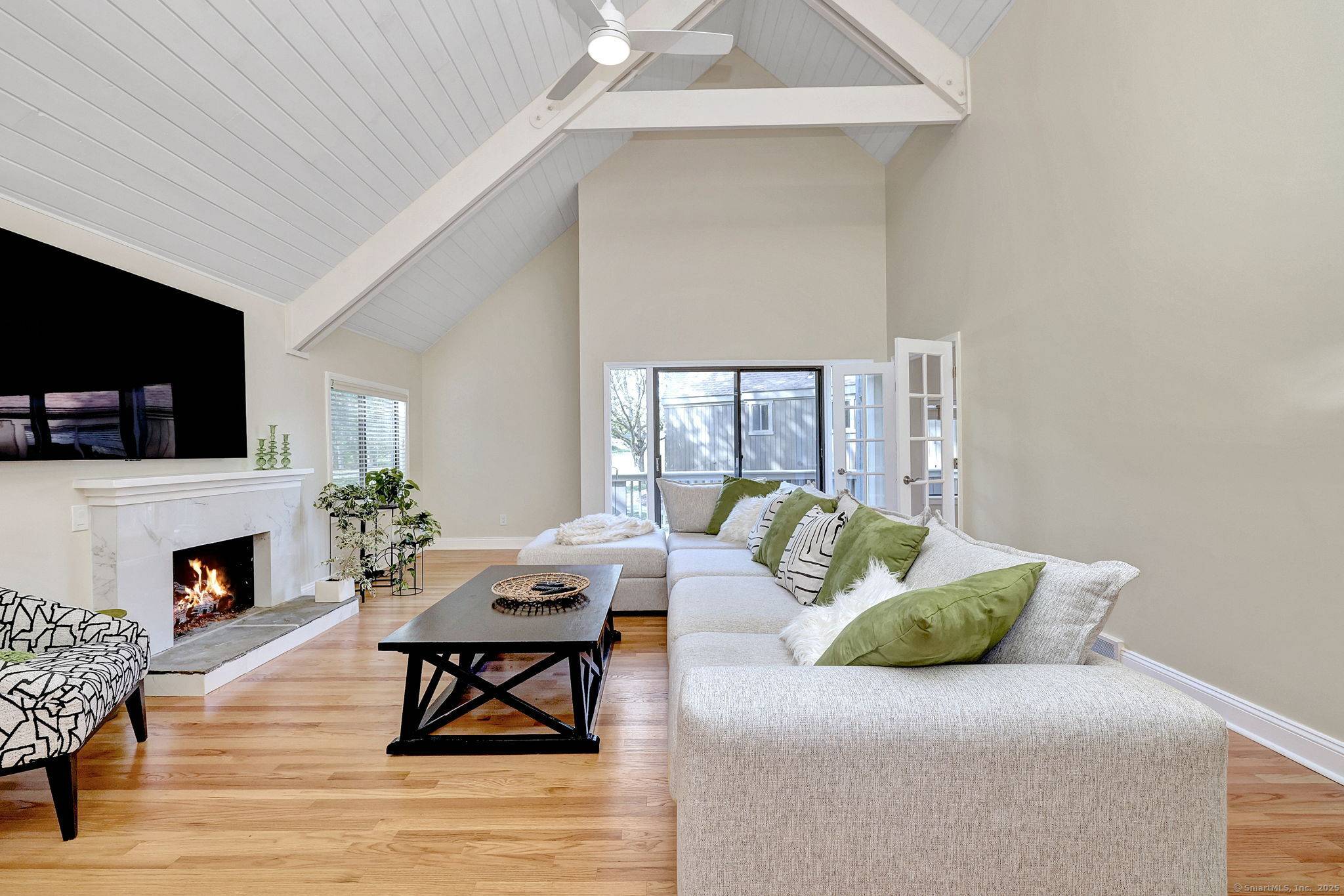 Welcome to the Whittier Unit, the largest model in Oronoque Village, beautifully renovated from top to bottom and perfectly positioned to capture sweeping views of the Blackhawk Golf Course.