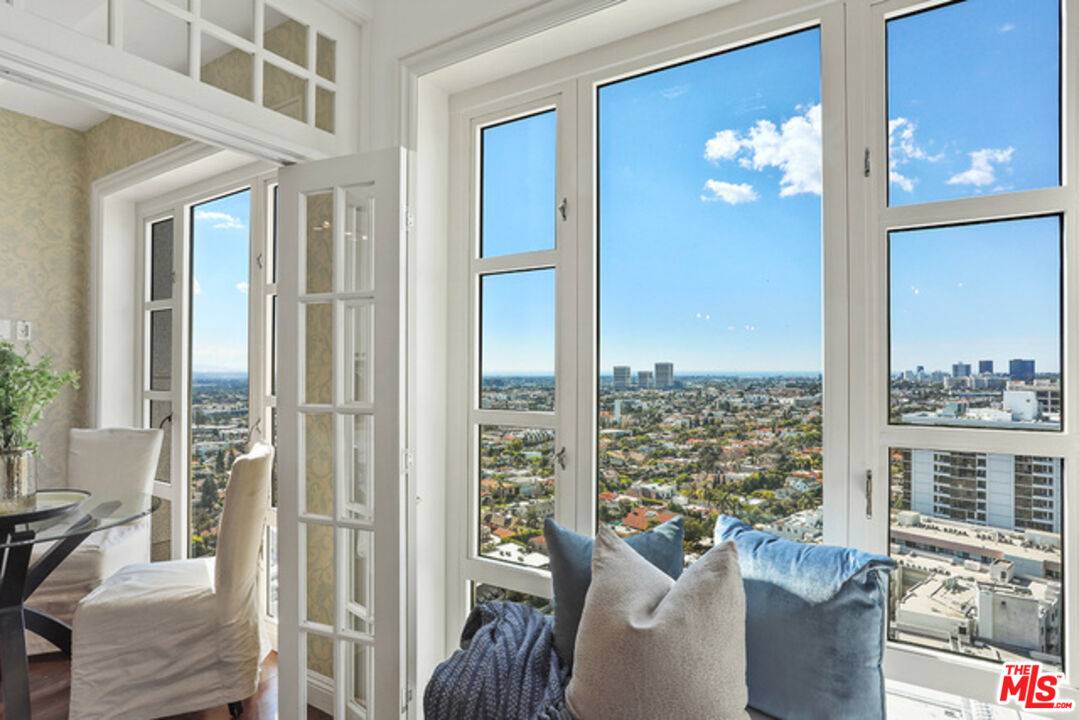 10580 Wilshire Blvd 3BR Westwood La