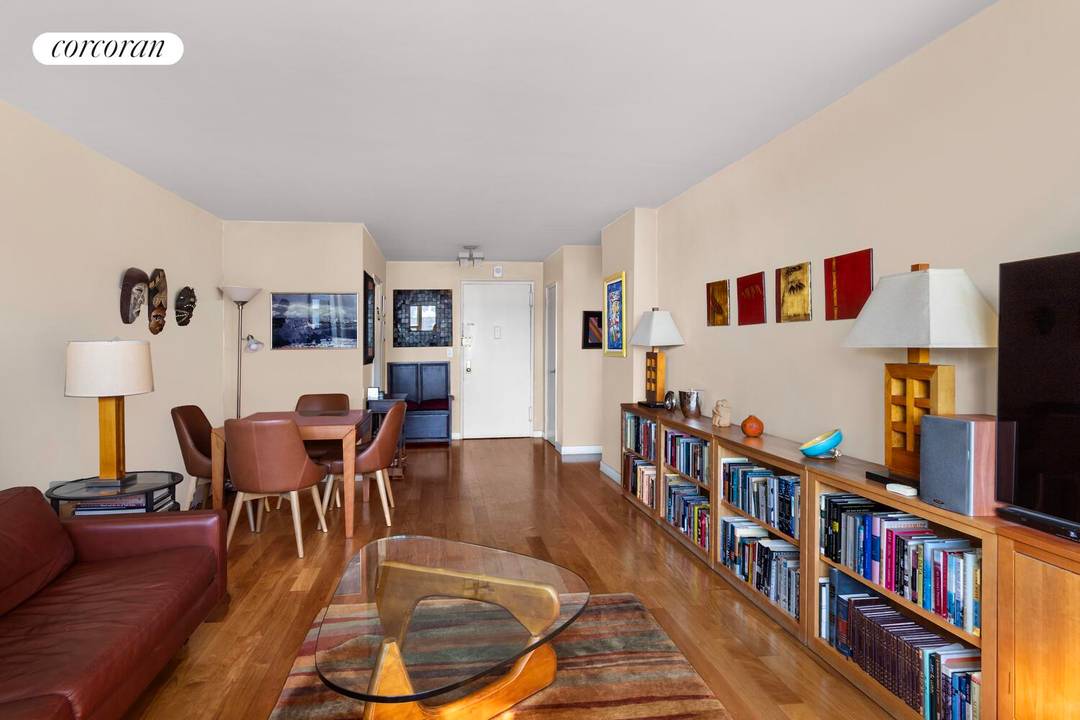 Charming West Village Views !