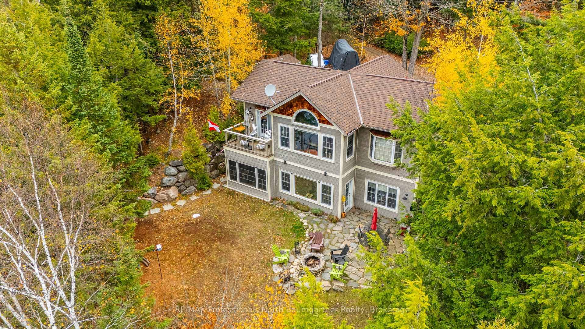 This stunning 3 bedroom, 2 bathroom waterfront home on Haliburton Lake is the perfect blend of comfort, recreation, and year round enjoyment.