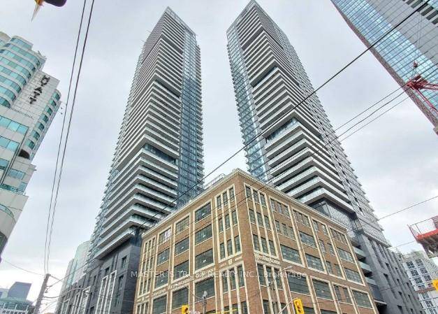 King Blue South Tower ! Delux 3 Bedrooms In The Heart Of Entertainment District.