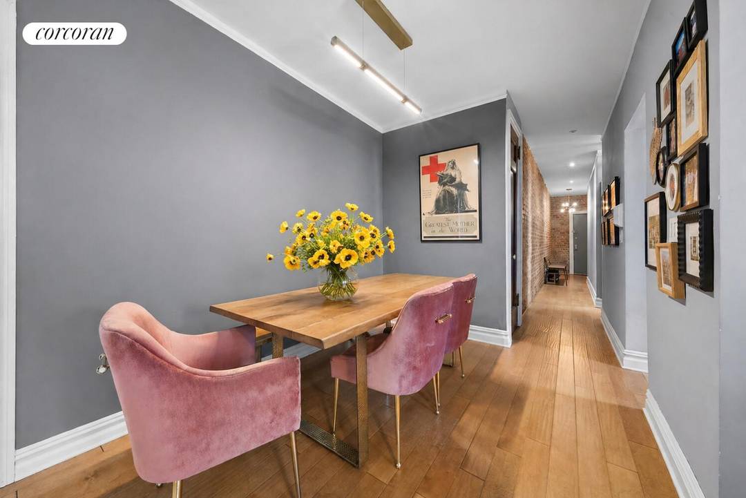 Nicely maintained two bedroom co op apartment featuring both northern and southern exposures, offering great natural light throughout the day.