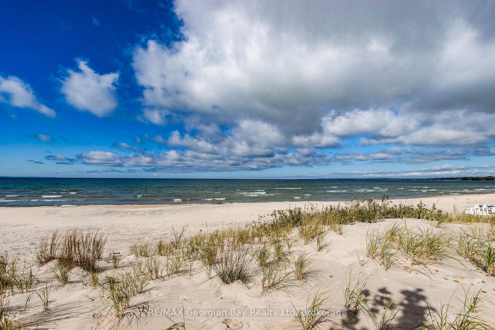 Prime Wymbolwood Beach location !