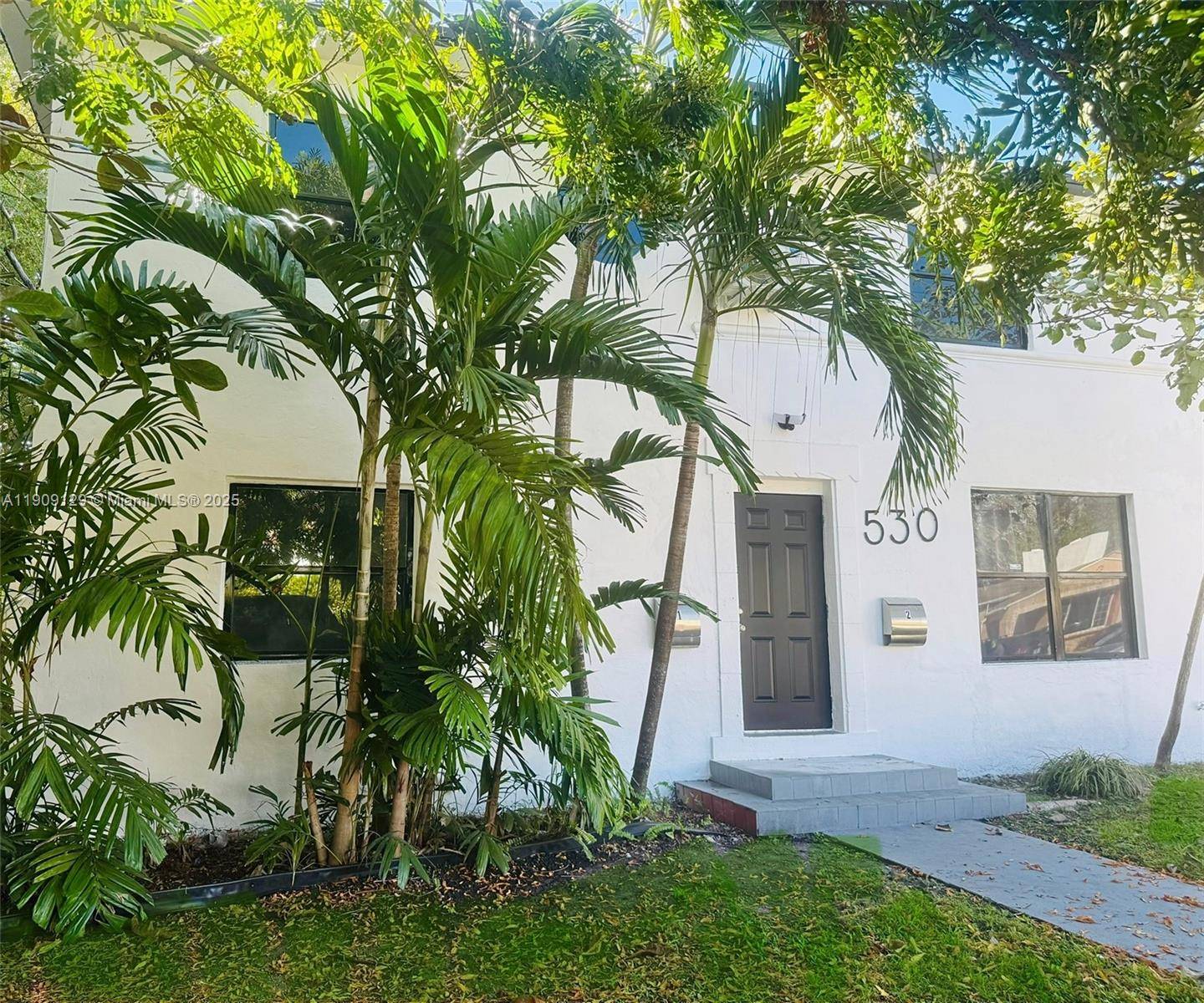 Please TEXT the owner agent with any questions amp ; PLEASE READ DESCRIPTION No interior showings without an offer and POF.