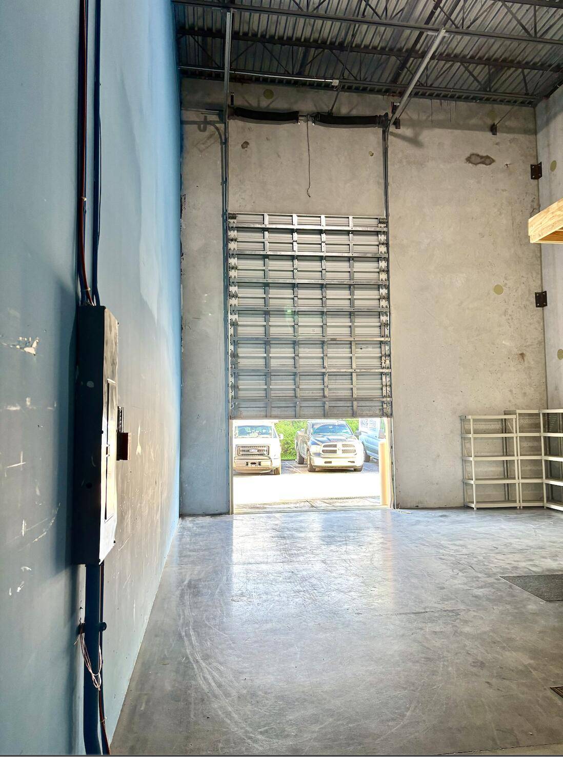 Highly sought after flex condo unit.