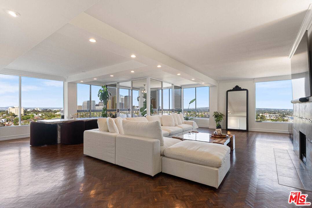 10590 Wilshire Blvd 2BR Westwood La