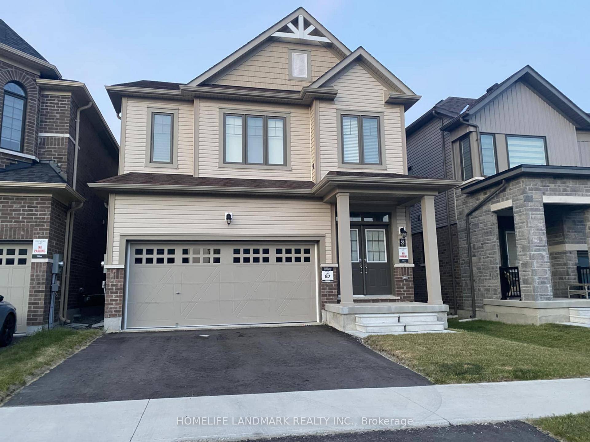 Discover Your Dream Home at 36 Rochester Dr, Barrie !