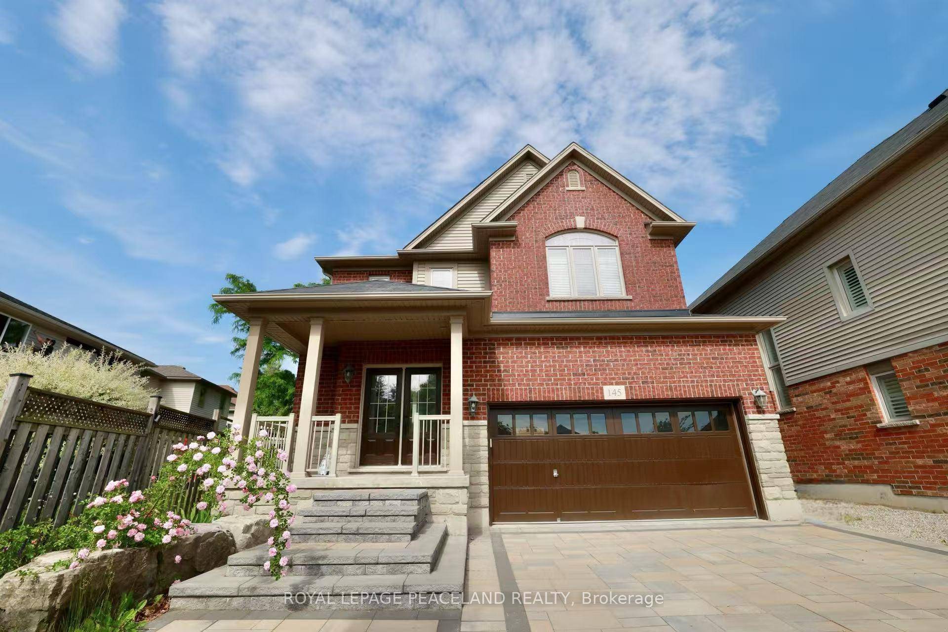 Fantastic Home in desirable Location in Waterloo, family friendly neighborhood.