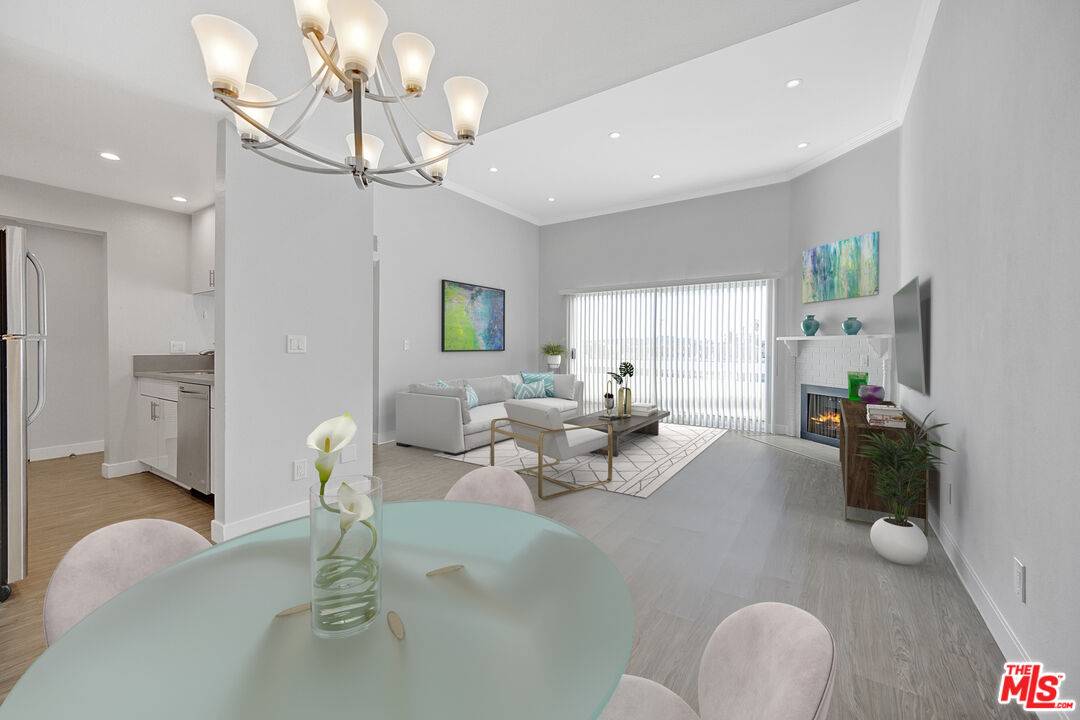 1226  S Shenandoah St 2.0 Beverlywood LA