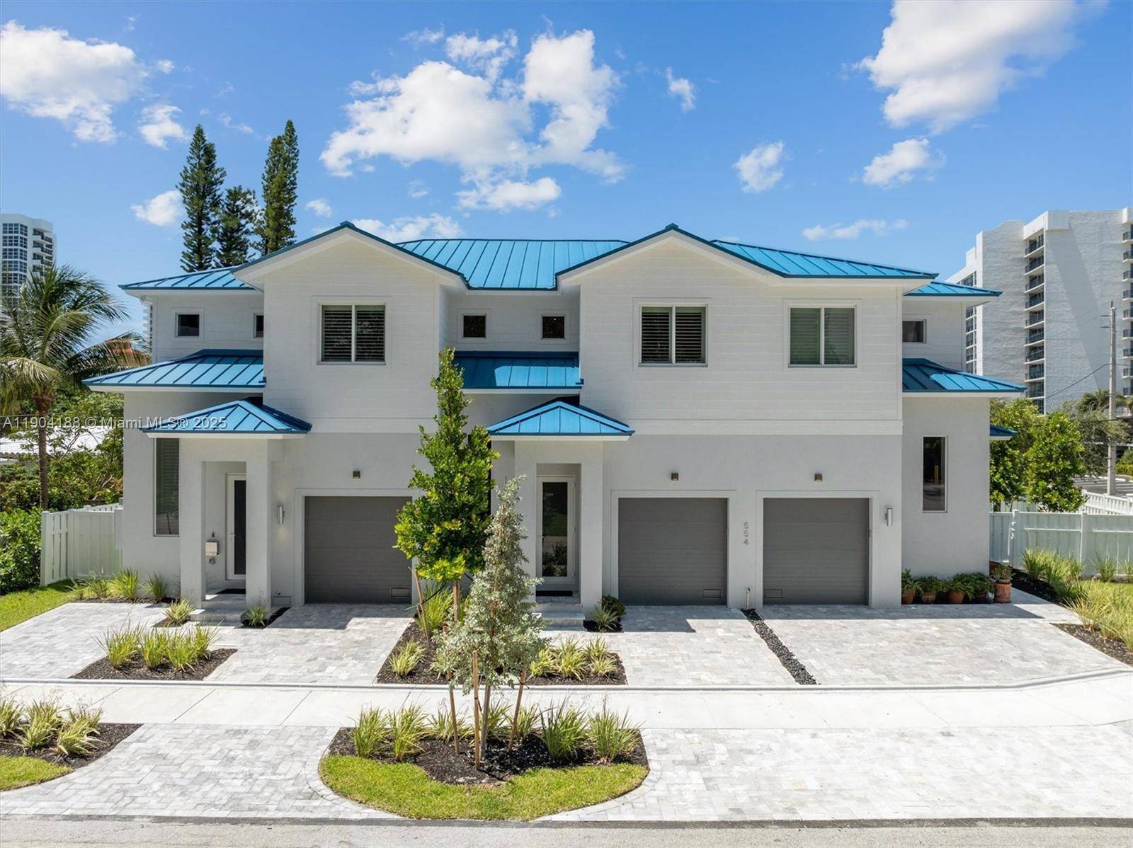 Stunning new construction 2 story Townhouse close to the Ocean.