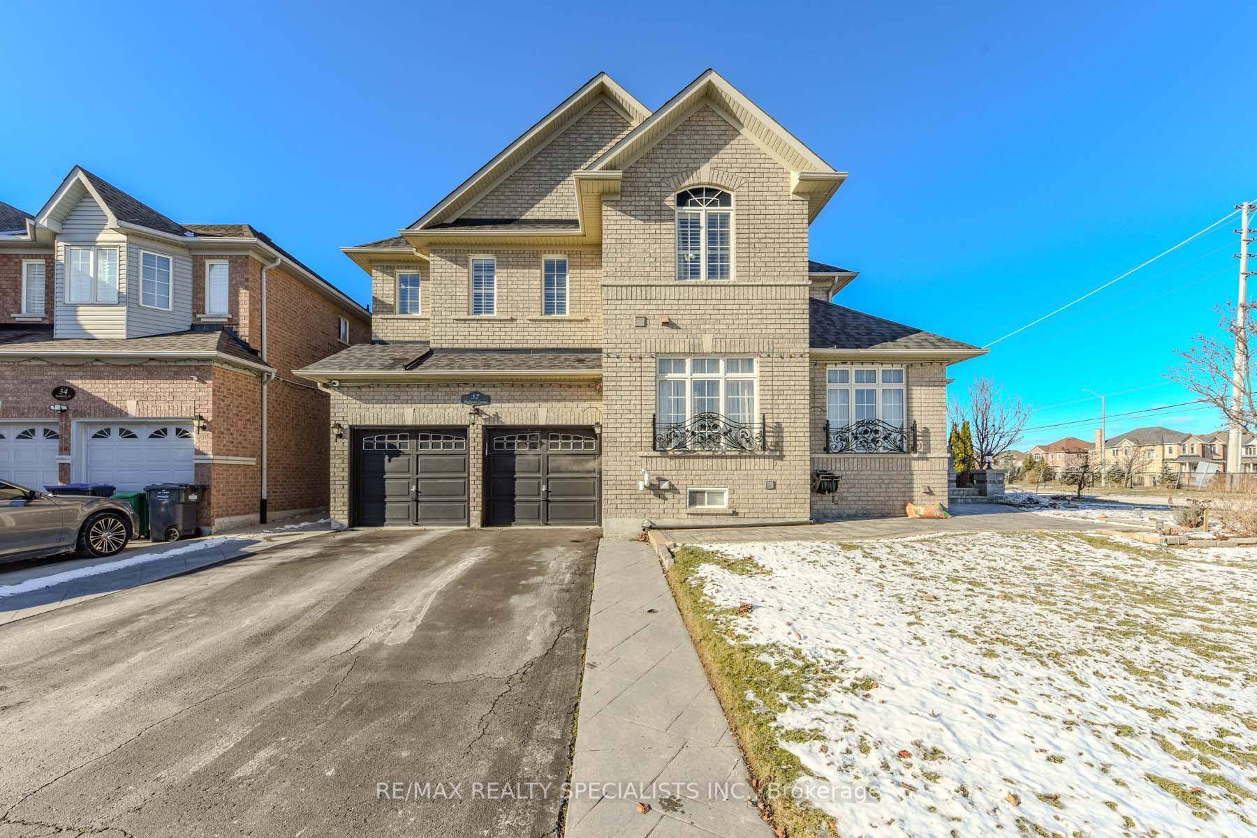 Welcome to this beautiful executive home in Castlemore Area.