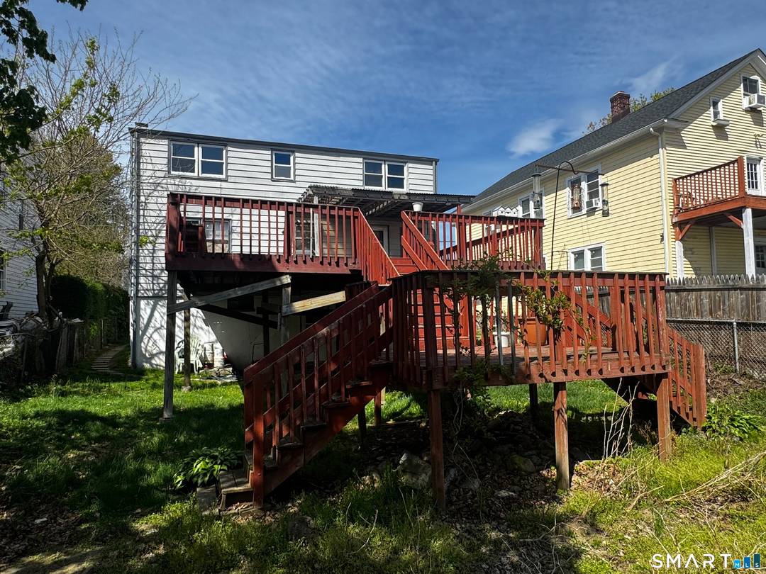 Opportunity knocks in Stamford's Waterside neighborhood !
