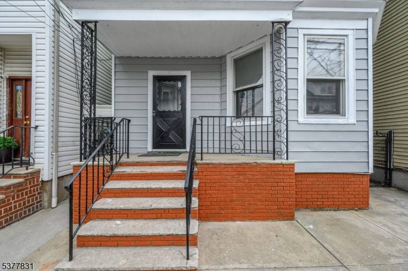 Your Next Best Investment Opportunity Awaits !