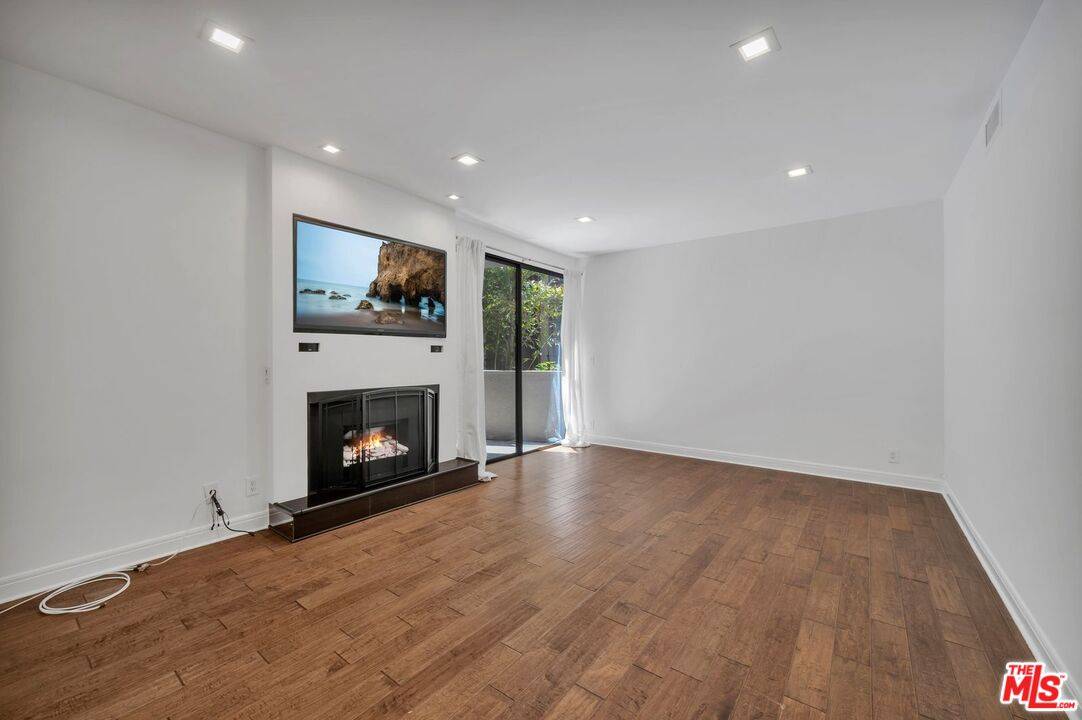 8455 Fountain Ave 2BR Sunset Strip La