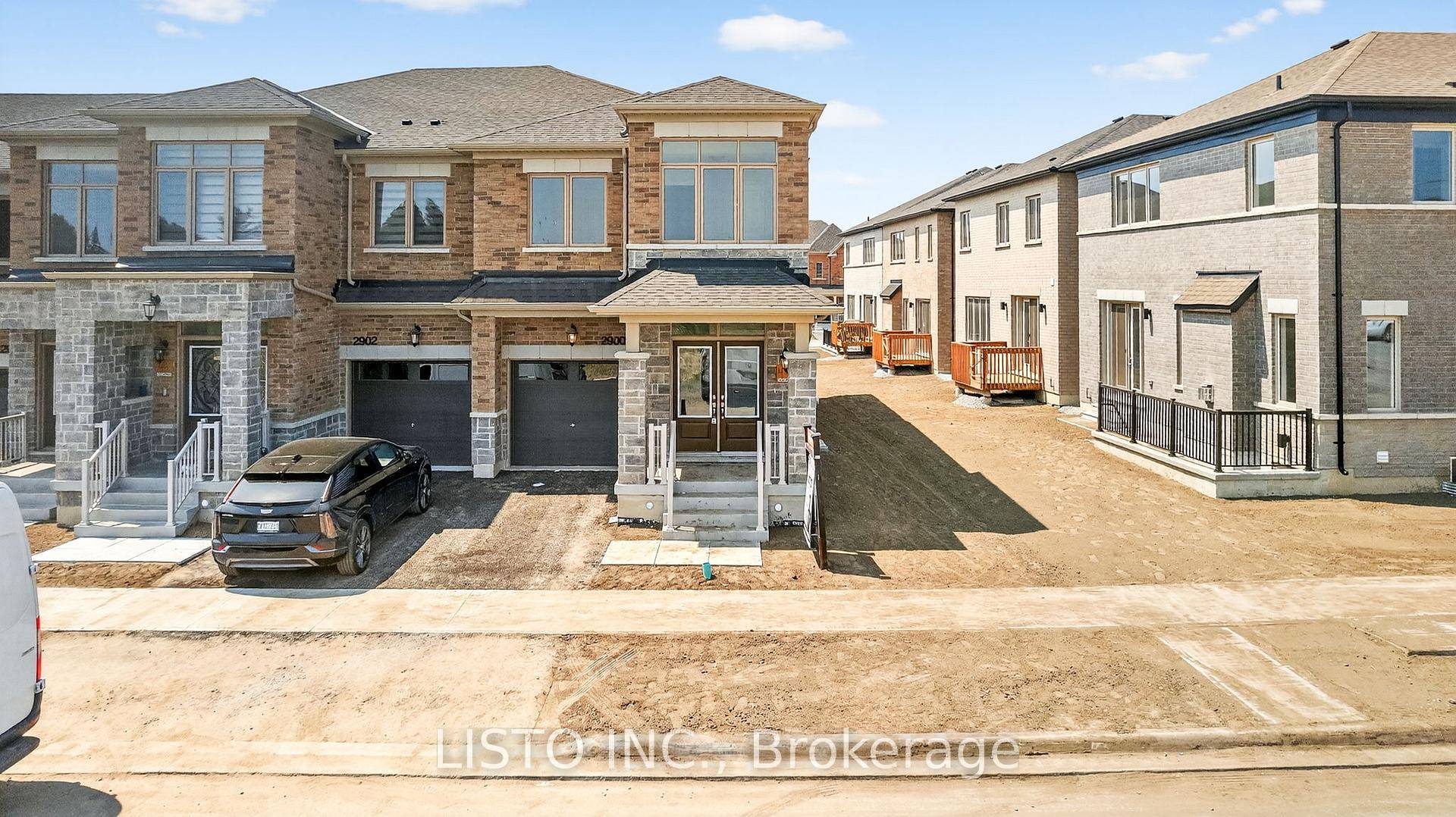 Welcome to this rare end unit freehold townhouse with a separate entrance to the basement, nestled on a premium 32 x 90 Ft lot in the heart of sought after ...