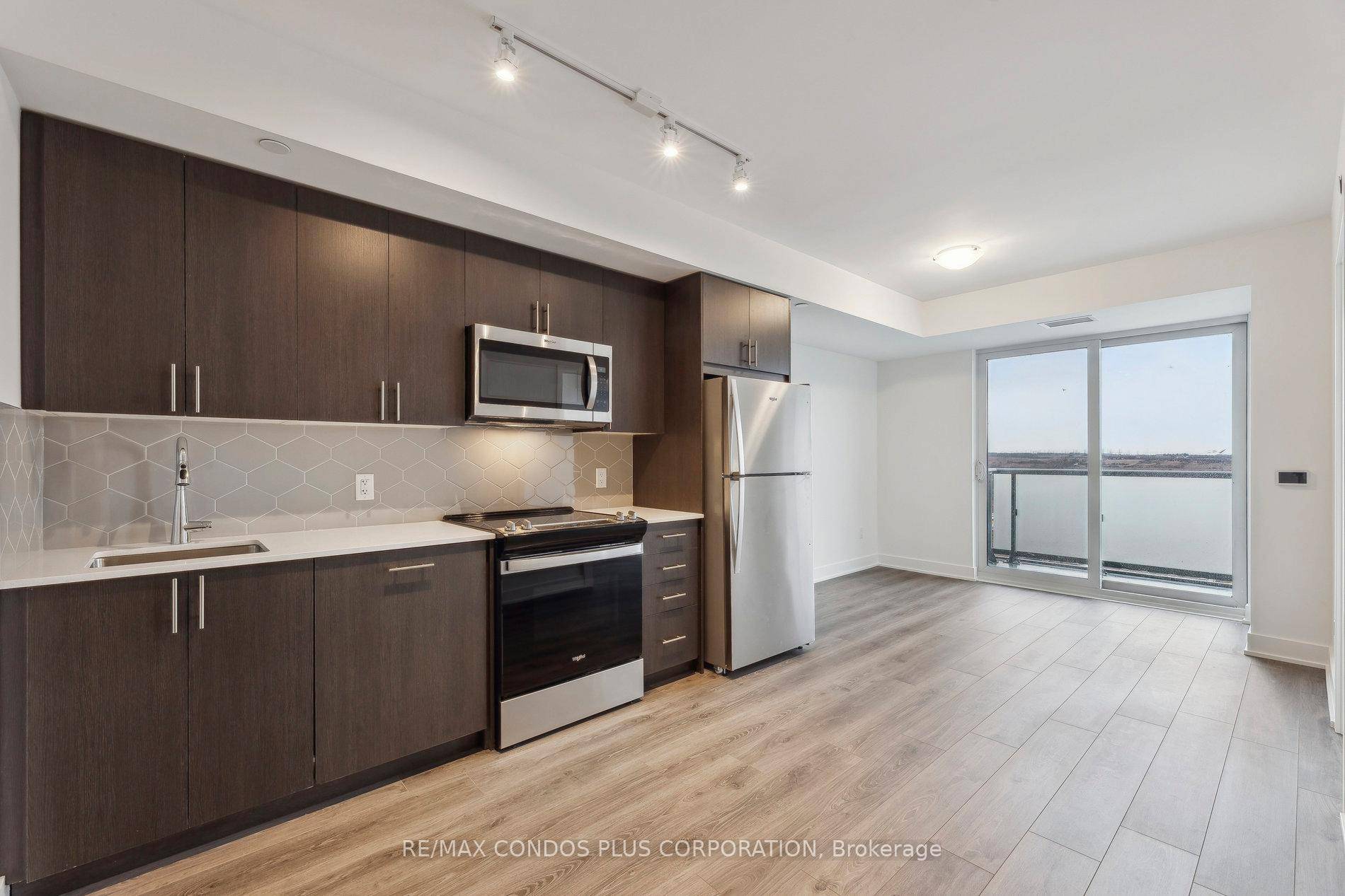 Available for immediate possession !