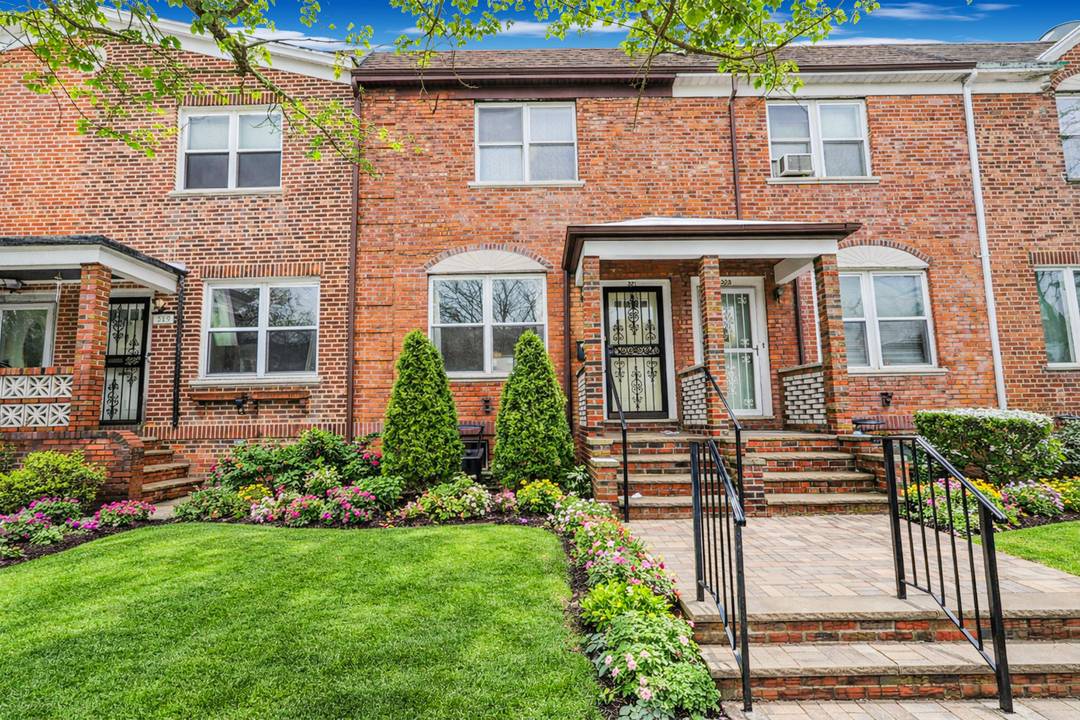 Tucked along a quaint and quiet tree lined street with nearby harbor views, this beautifully maintained single family brick residence offers a rare blend of comfort, craftsmanship, and convenience in ...