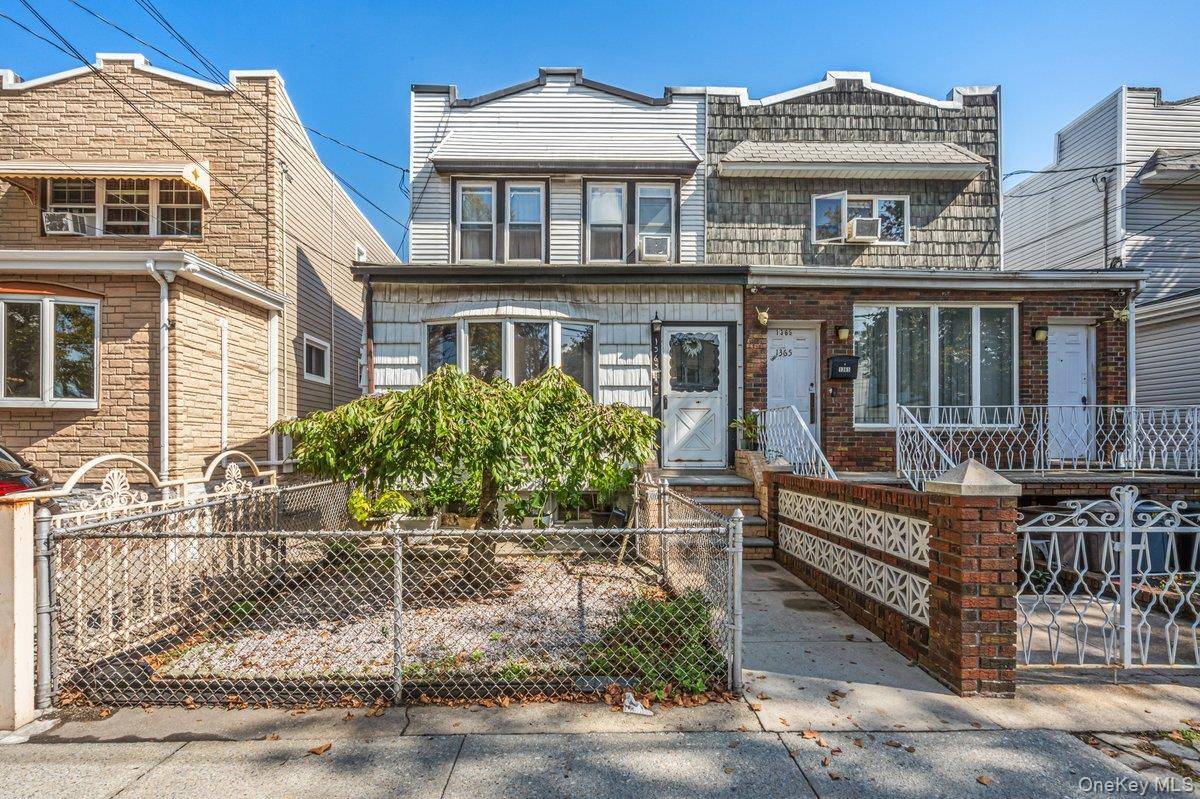 2 family home in Canarsie